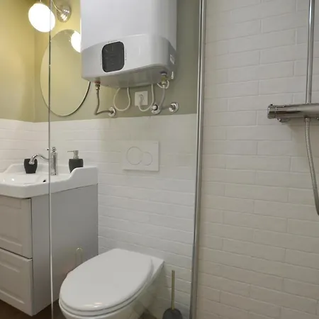 Lisa Apartament *